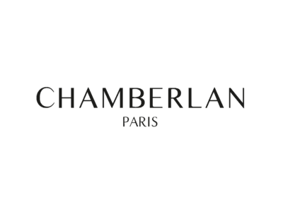 Logo Chamberlan Paris en blanc sur fond vert.